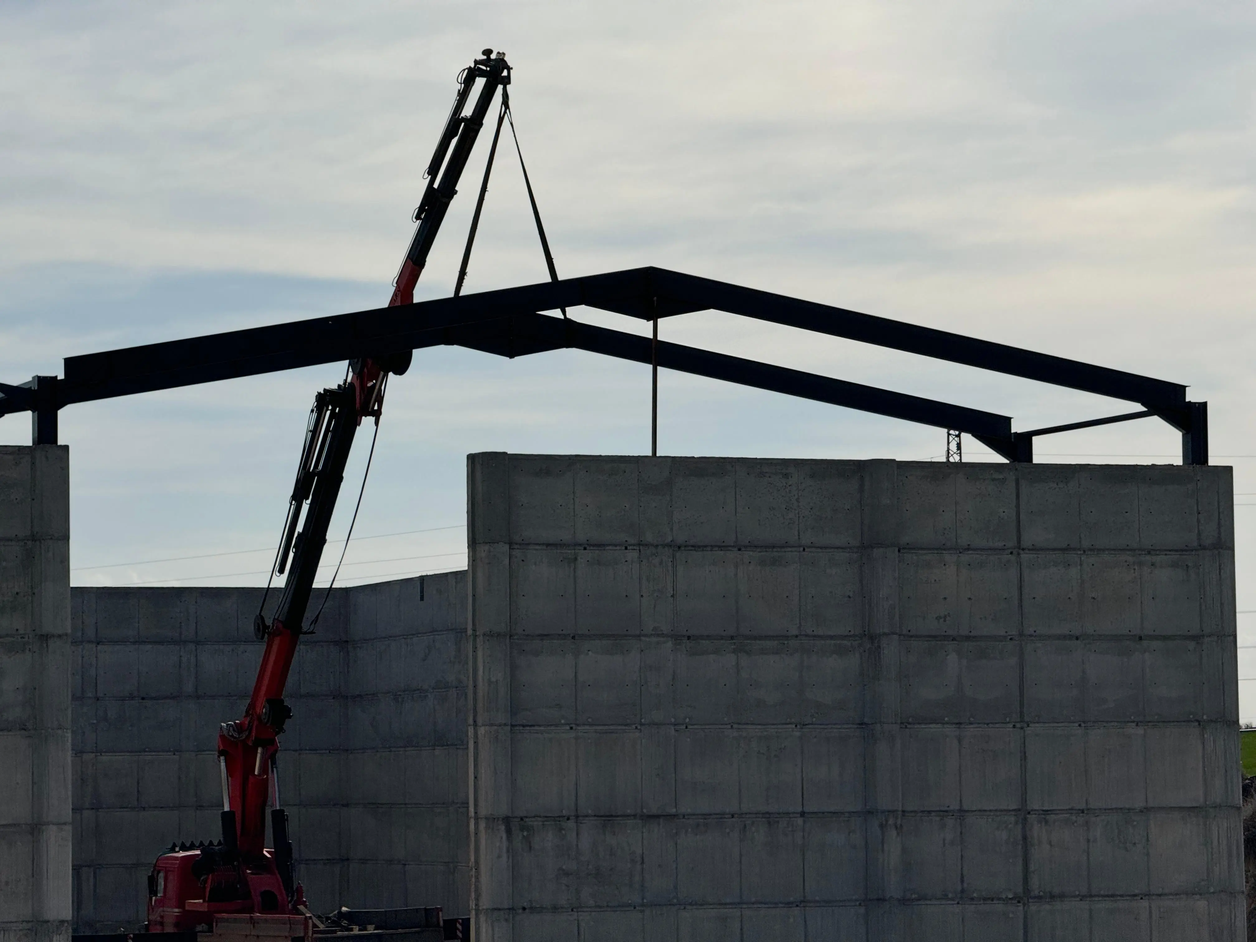 Çelik Konstrüksiyon Montaj